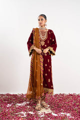 3 Pc Embroidered Velvet Suit With Poly Net Dupatta | Festive | Al Karam