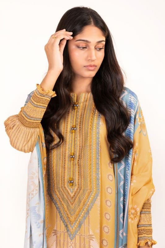 3 Pc Embroidered Corduroy Suit With Net Dupatta | Winter | Al Karam