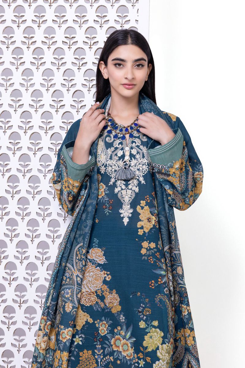 Khaddar | Embroidered | Khaadi