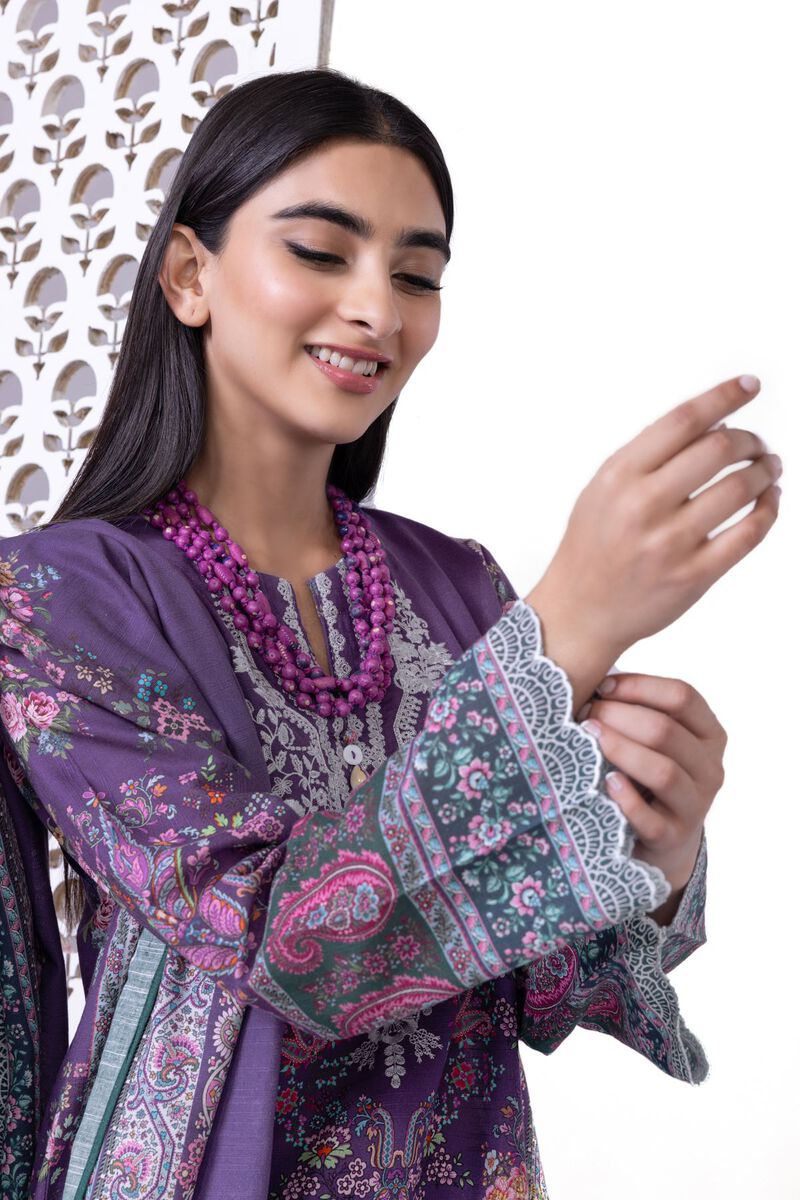 Khaddar | Embroidered | Khaadi