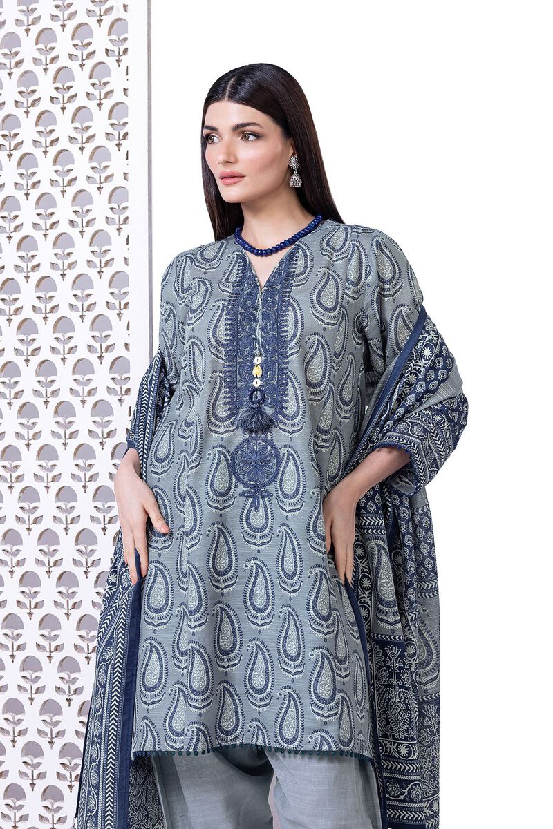 Light Khaddar | Embroidered | Khaadi