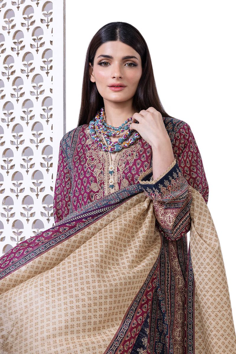 Light Khaddar | Embroidered | Khaadi